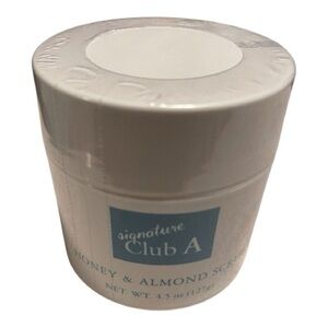 Signature Club A Honey & Almond Face Scrub Pore and Wrinkle Minimizer
